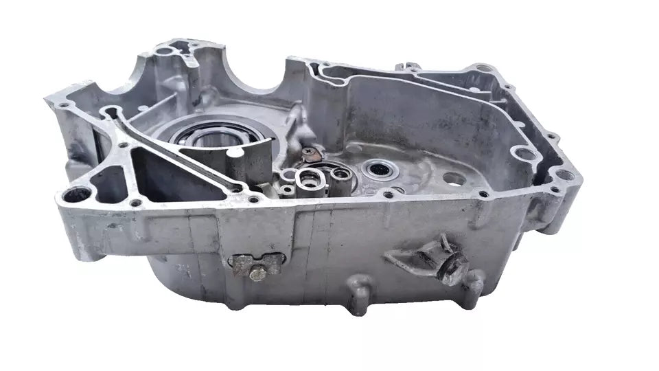 Carter moteur central droit Hyosung Comet GT 125 2005