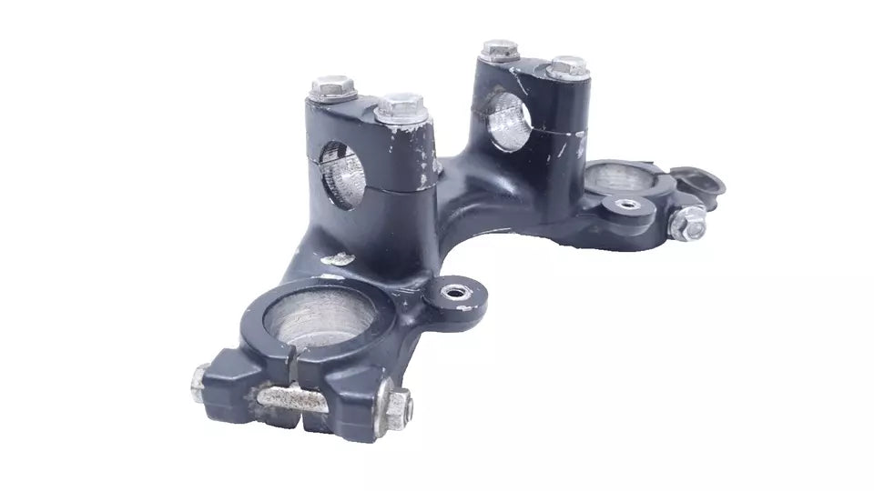 Té de fourche supérieur Honda CB 125 T 1981 Réf : 53231-399-000