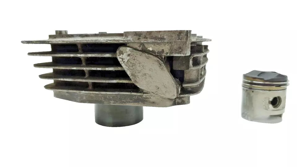 Cylindre & piston 44mm arrière 2-2 Hyosung Comet GT 125 2003