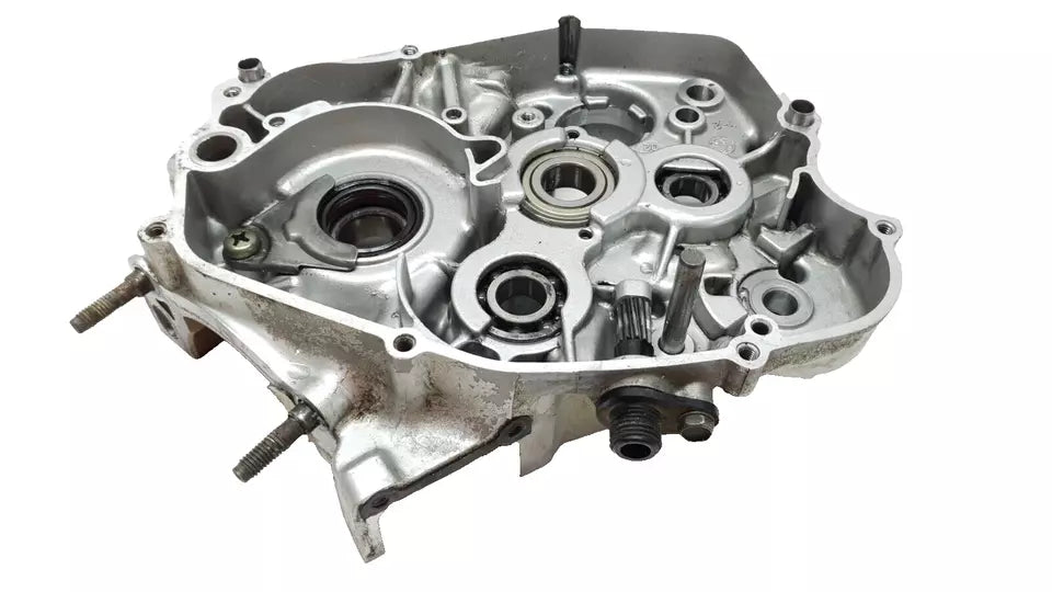 Carter moteur central droit Yamaha DT125R 1999 n°3 Réf : 3BN-15121-04