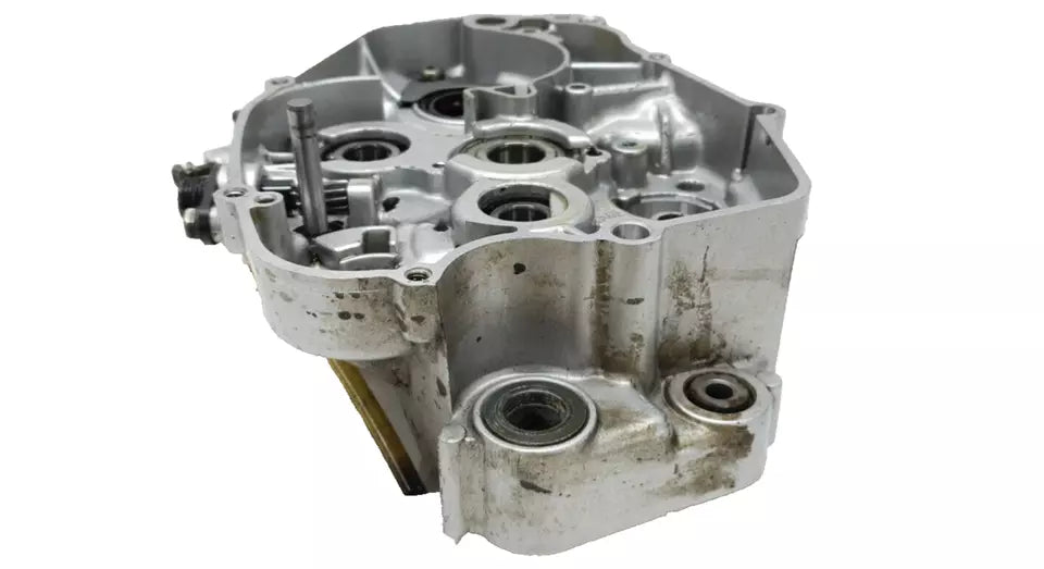 Carter moteur central droit Yamaha DT125R 1999 Réf : 3BN-15121-04