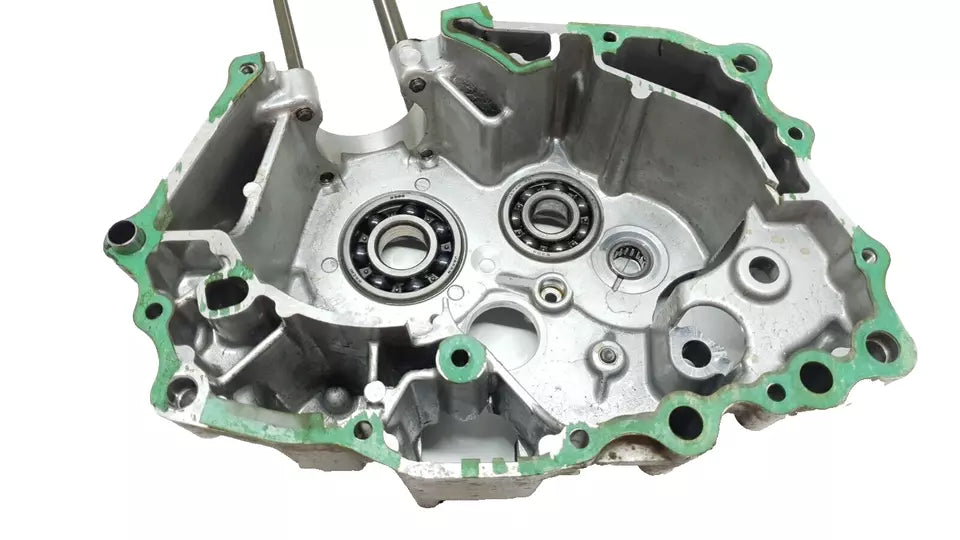 Carter moteur central droit Honda CA 125 Rebel 1999 Réf : 11100-KC2-960