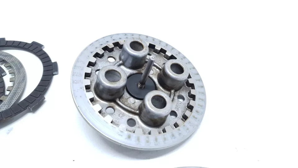 Embrayage incomplet Yamaha YBR 125 2010 n°2 Réf : 5VLE63001000