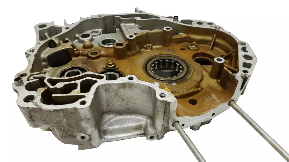 Carter moteur central droit Honda CBF 125 2012 Réf : 11100-KWF-920