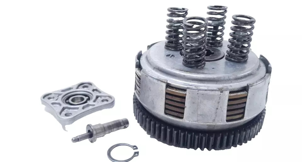 Embrayage Honda CB 125 T 1980 n°2 Réf : 22100-399-000