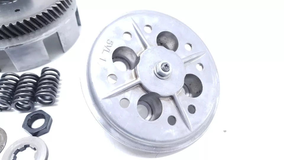 Embrayage Yamaha YBR 125 2005 n°2 Réf : 5VL-E6150-00-00
