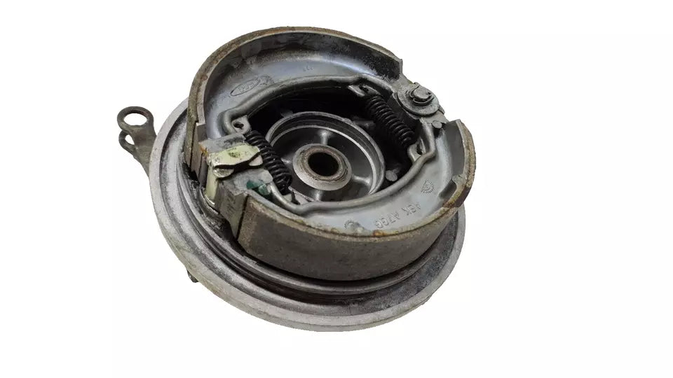 Tambour de frein arrière Honda CB125T 1978 n°2 Réf : 43100-399-003