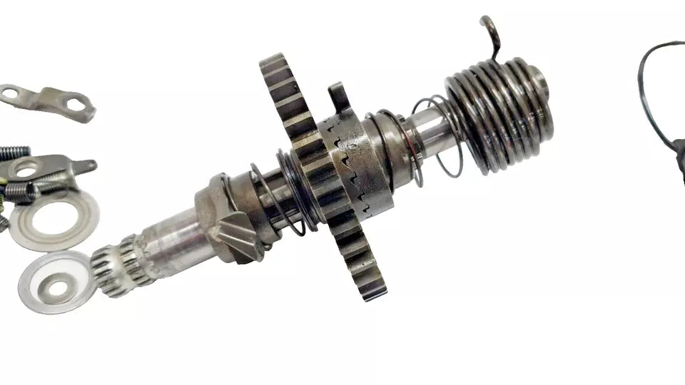 Axe de kick - Arbre de kick Suzuki 600 DR 1989 Réf : 26211-14A01-000