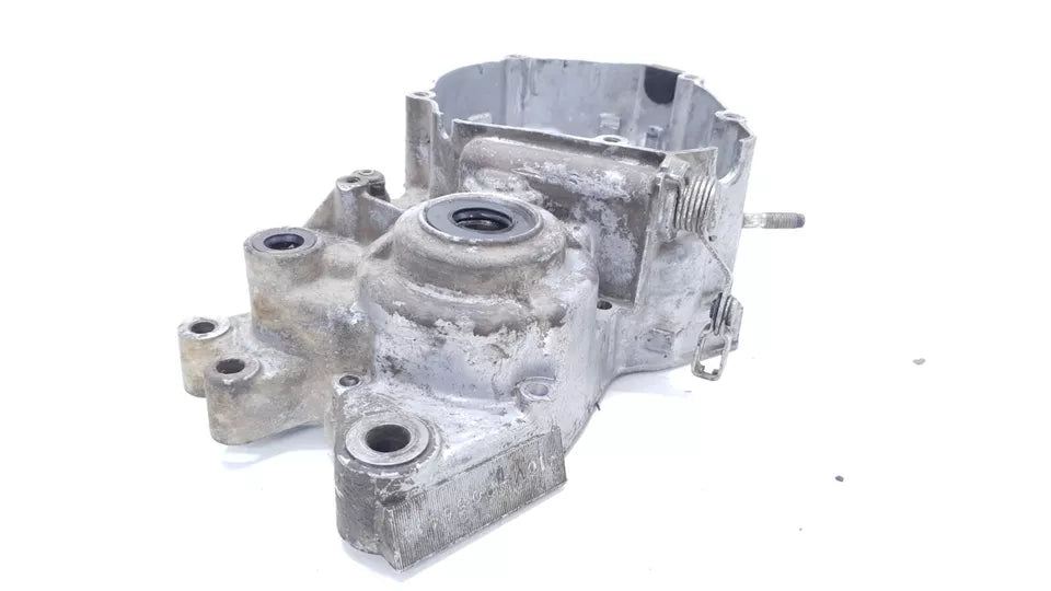 Carter moteur central gauche Yamaha DT125LC 1983 n°2