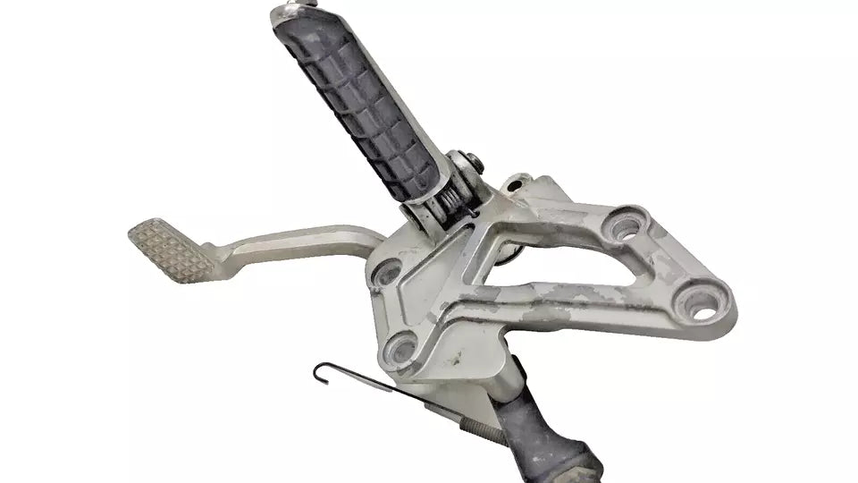 Cale pied avant droit Kawasaki GPX 600 R 1989 Réf : 340285018