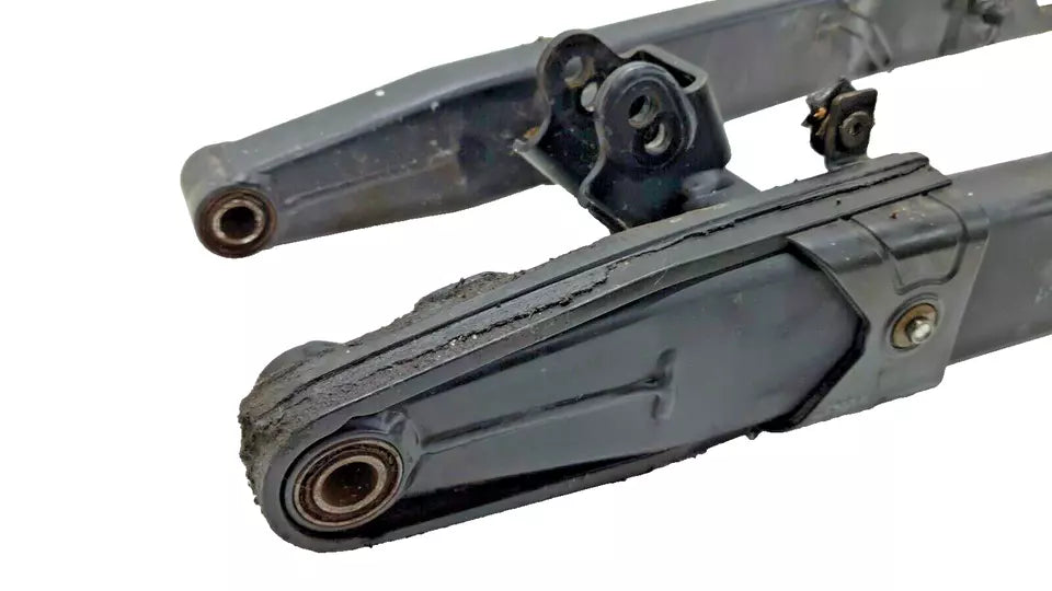Bras oscillant Yamaha XT125X 2008 n°2 Réf : 3D6-F2110-10-00