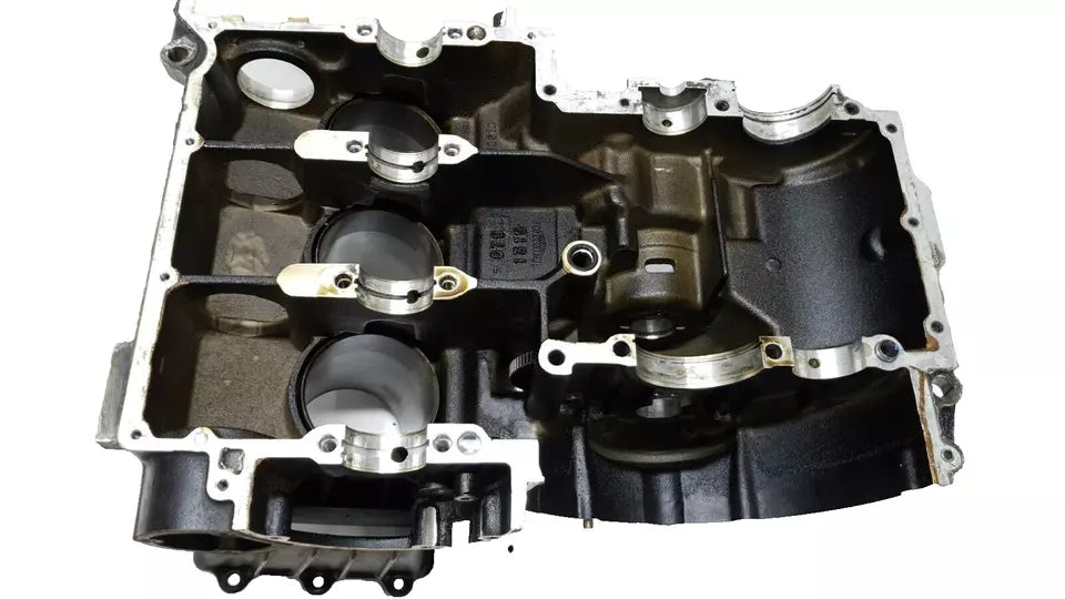 Carter moteur supérieur / Cylindres Triumph 900 Tiger 1994
