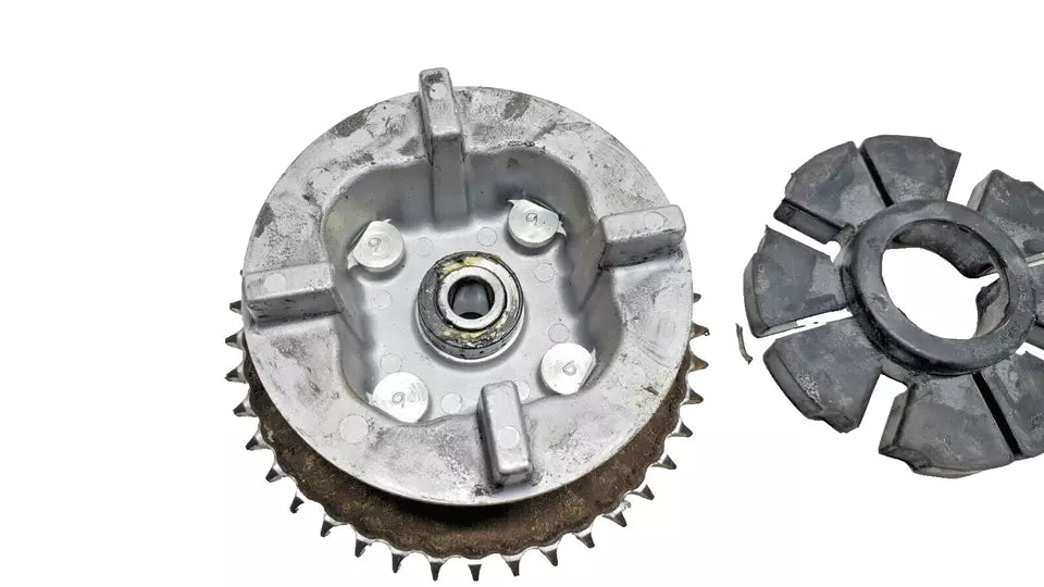 Couronne de roue arrière Suzuki TU-X 125 1999-2001 Réf : 64610-05301-000