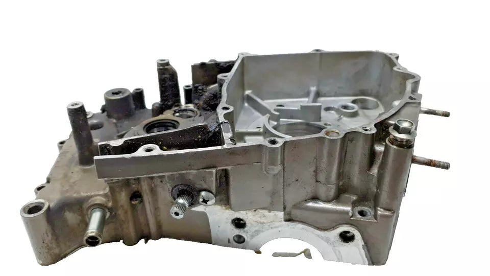 Carter moteur central gauche Hyosung Comet GT 125 2006