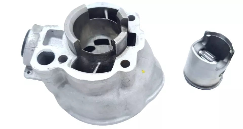 Cylindre & piston Airsal 40mm Yamaha TZR 50 2012 Réf : 13C-E1311-00