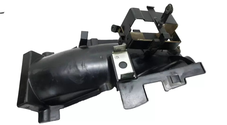 Garde boue arrière Suzuki 125 DR 1994-2002 Réf : 63110-44AB0-000