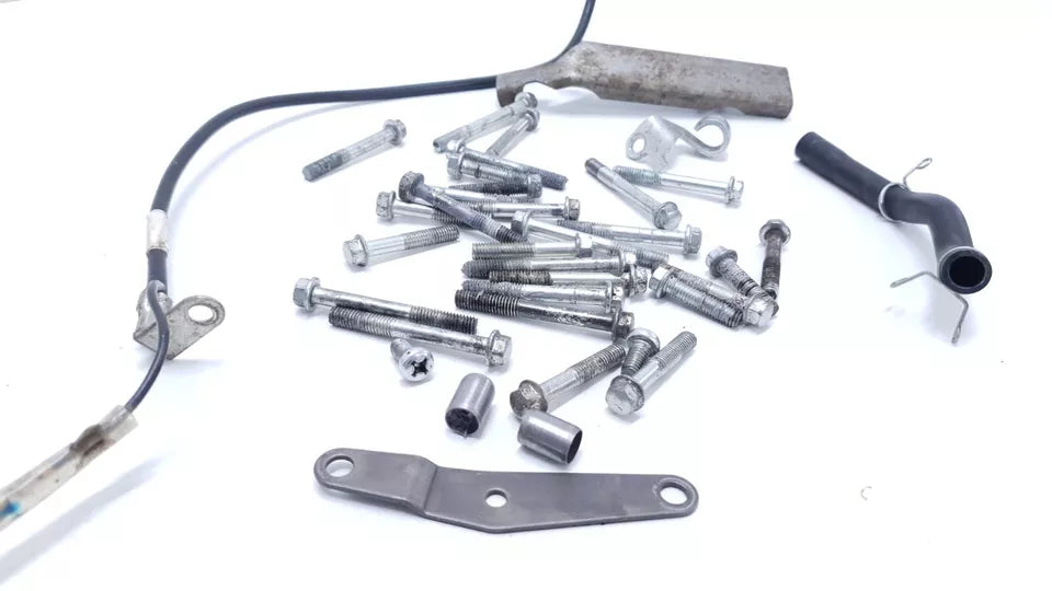 Kit visserie moteur Yamaha YBR 125 2009 n°2