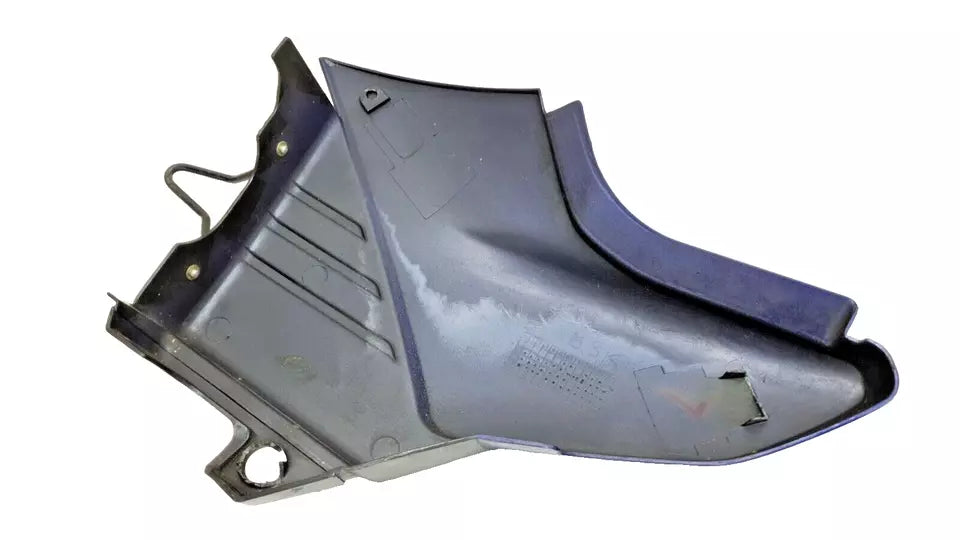 Carénage latéral droit Yamaha YBR 125 2006 Réf : 3D9-F1721-00-4X