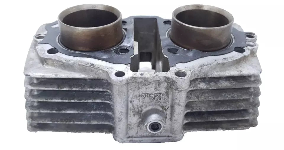 Cylindre & pistons 44mm Honda CB 125 T 1980 n°3 Réf : 12100-399-000