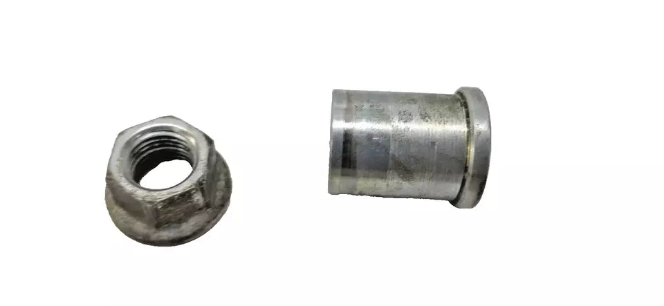 Axe de roue avant Kawasaki GPX 600 R 1989 Réf : 41068-1240