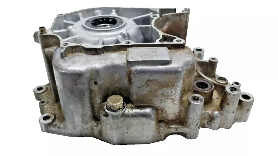 Carter moteur central gauche Honda CM 125 T 1978-1981 Réf : 11200-399-000