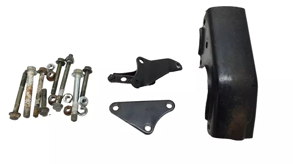 Supports moteur Yamaha YBR 125 2007 Réf : 5VL-F1316-00-00