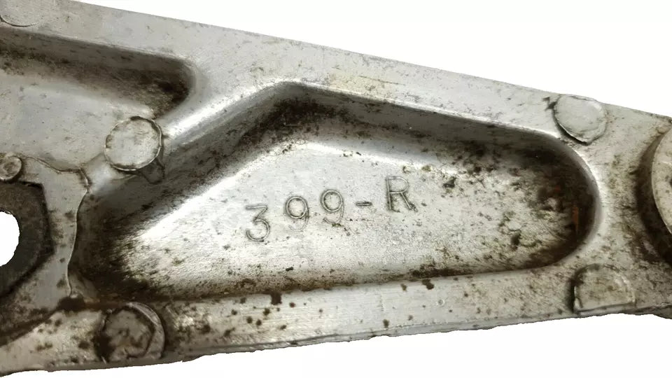 Support de reposes pieds Honda CB125T 1978 Réf : 50610-399-000