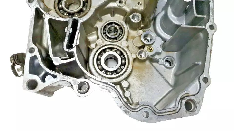Carter moteur central gauche Yamaha SR125 3MW2 1989 Réf : 5N0-15100-00-00