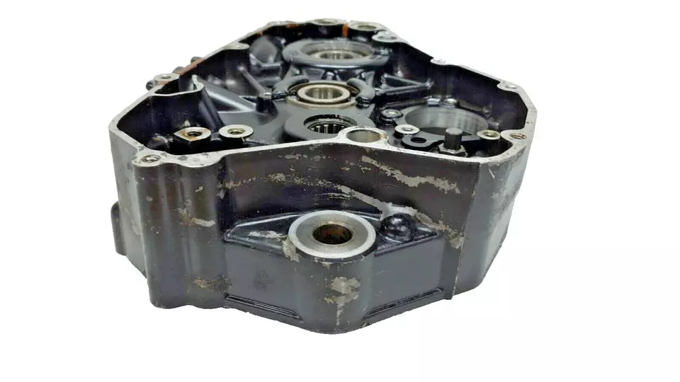 Carter moteur central droit Suzuki TSX 125 1984 Réf : 11304-01890-000