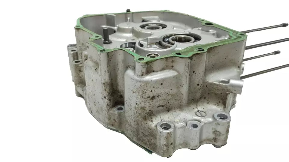 Carter moteur central droit Honda CA 125 Rebel 1999 Réf : 11100-KC2-960