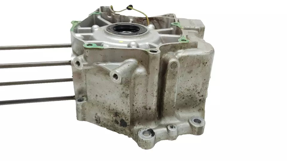 Carter moteur central gauche Honda CA 125 Rebel 1999 Réf : 11200-KC2-770