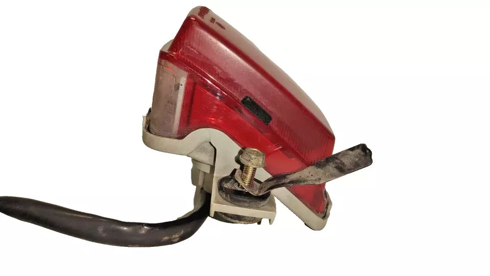 Feu arrière Kawasaki ZX 10 Tomcat 1988 à 1990 Réf 23025-1176