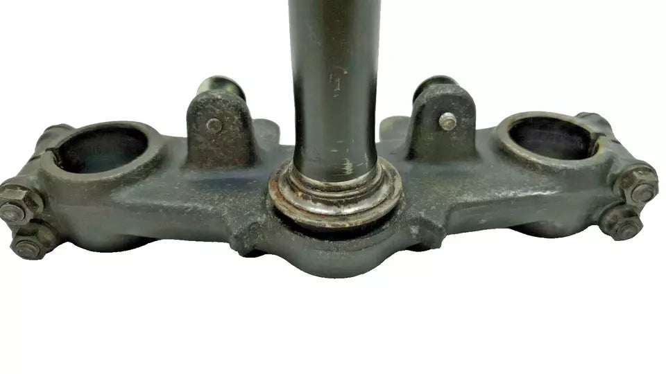Té de fourche inférieur Kawasaki KMX 125 1997 Réf : 44037-1202