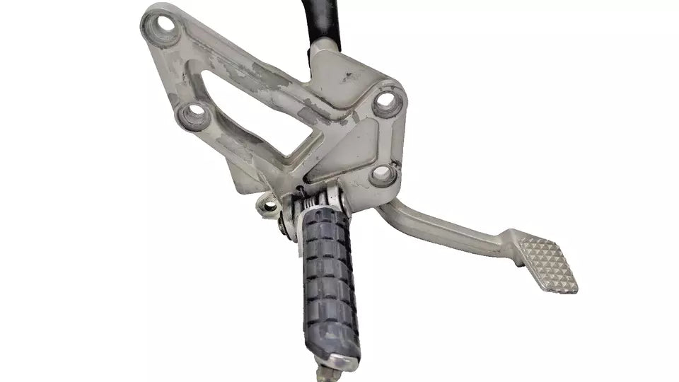 Cale pied avant droit Kawasaki GPX 600 R 1989 Réf : 340285018