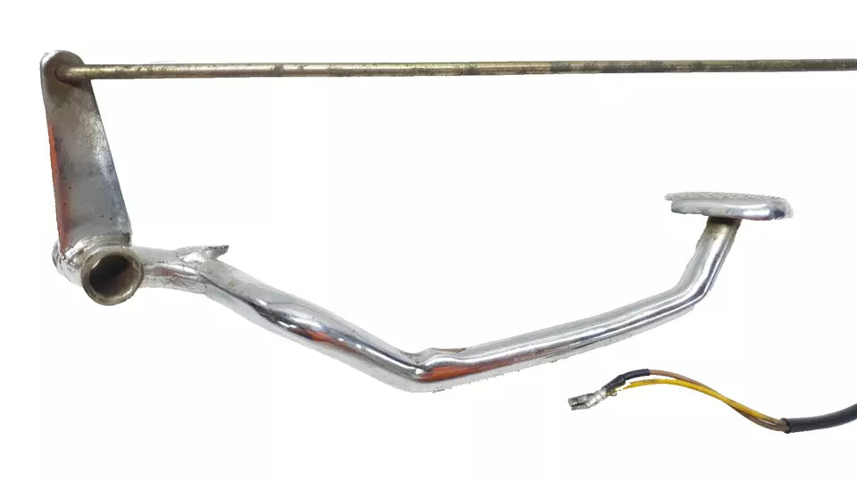 Pédale de frein arrière Yamaha YBR 125 2009 Réf : 3D9-F7211-00