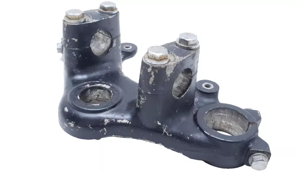 Té de fourche supérieur Honda CB 125 T 1980 n°3 Réf : 53231-399-000