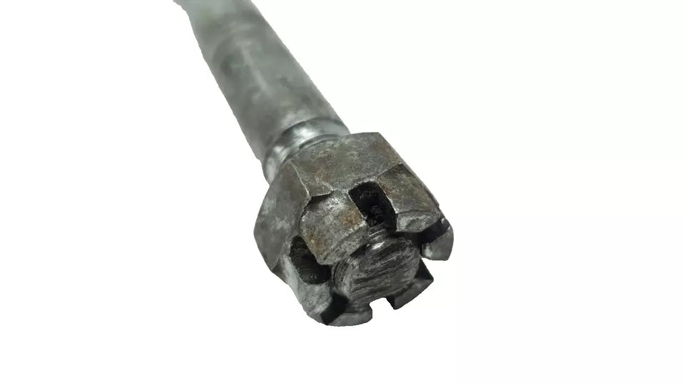 Axe de roue avant Yamaha DT125LC 1987 n°10 Réf 34X-25181-00-00