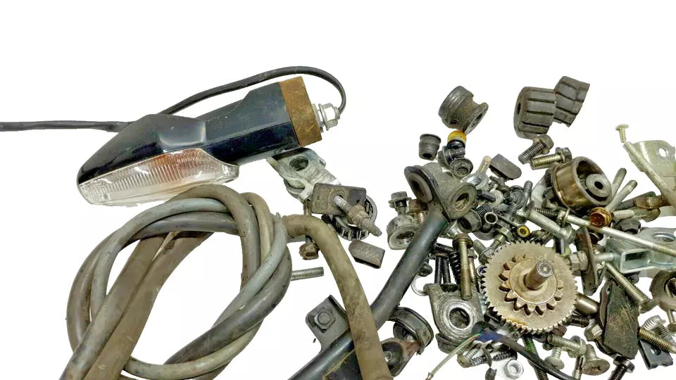 Kit visserie & pièces diverses Honda CBF 125 2012
