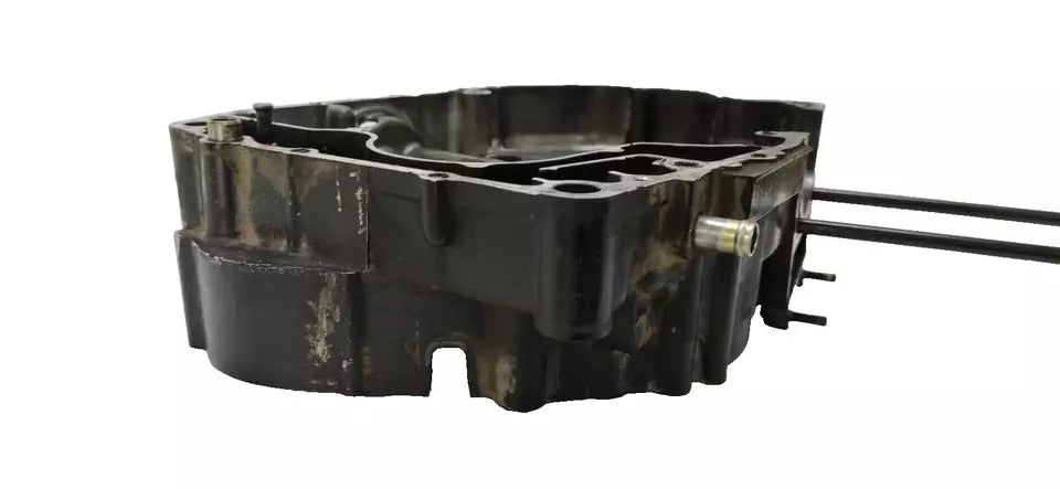 Carter central droit Suzuki 600 DR 1985-1989 Réf : 11300-14A05-000