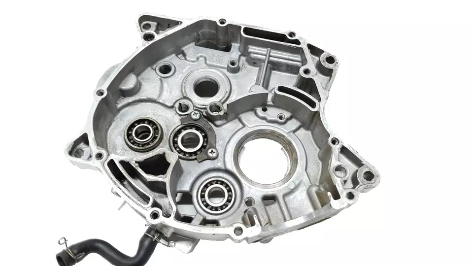 Carter moteur central D Yamaha XT125X 2008 Réf : 5VL-E5121-00-00