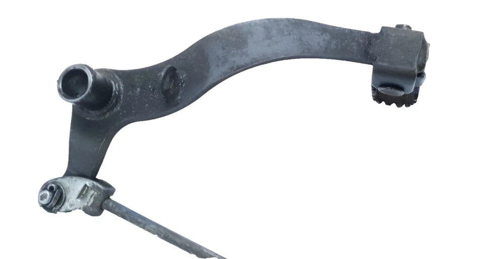 Pédale de frein arrière Yamaha DT125LC 1987 n°21 Réf : 34X-27211-00-00