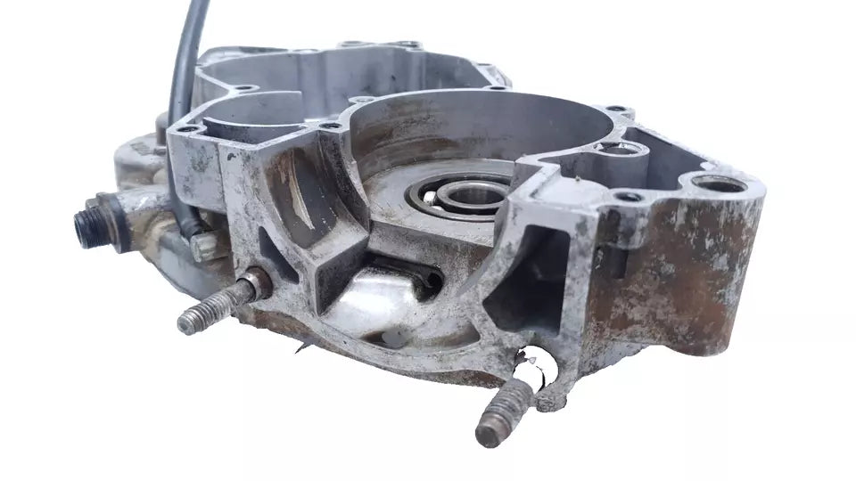 Carter moteur central droit Yamaha DT125LC 1987 n°20 Réf : 10V-15121-02-00