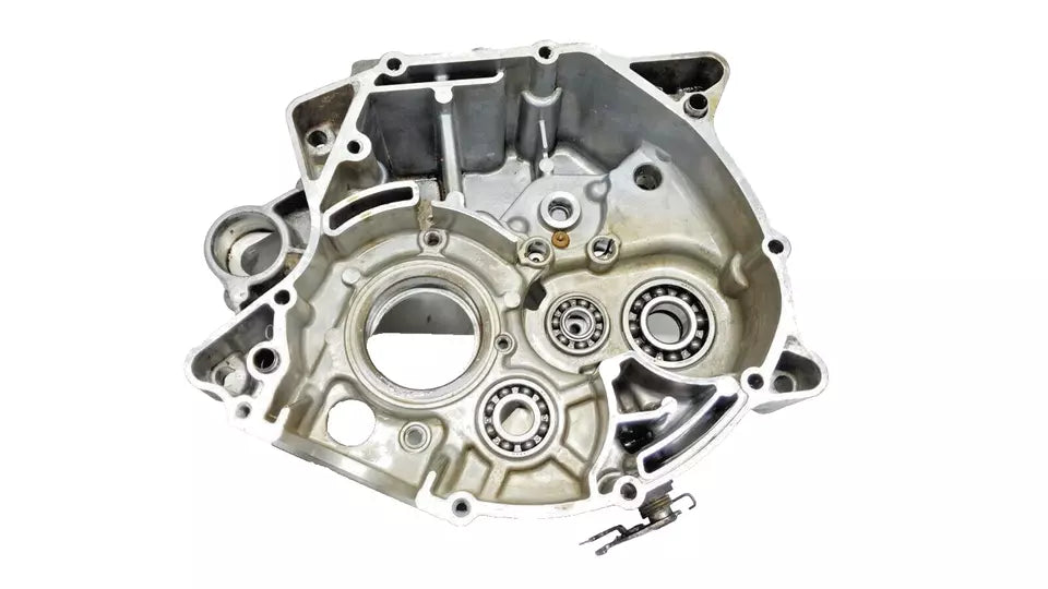 Carter moteur central gauche Yamaha XT125X 2005 Réf : 5HH-E5150-01-00
