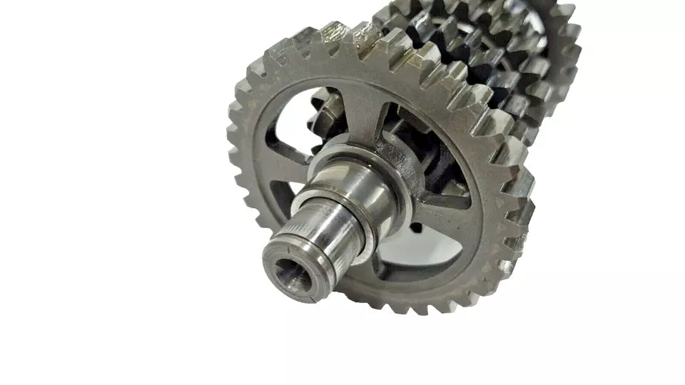 Arbre secondaire boite de vitesse Suzuki TSX 125 1984 Réf 24131-01A00-000