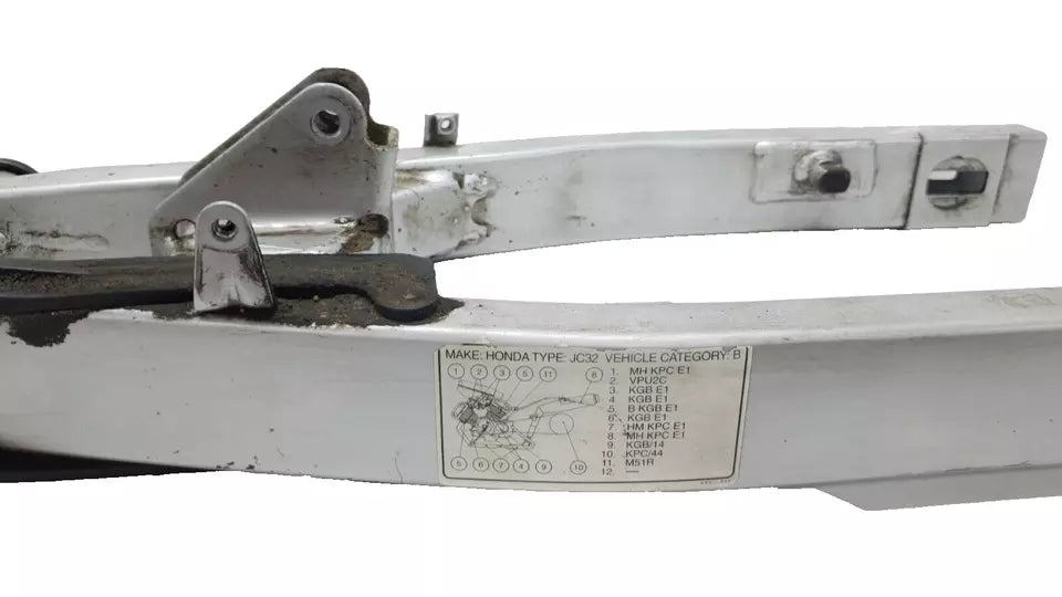 Bras oscillant Honda Varadero 125 2006 Réf : 52200-KPC-640ZA