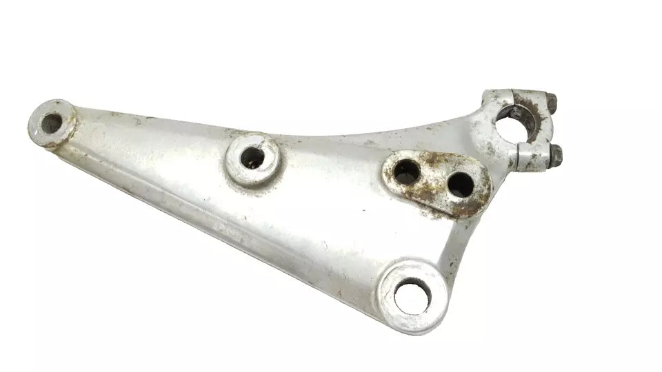 Support de reposes pieds Honda CB125T 1978 Réf : 50610-399-000
