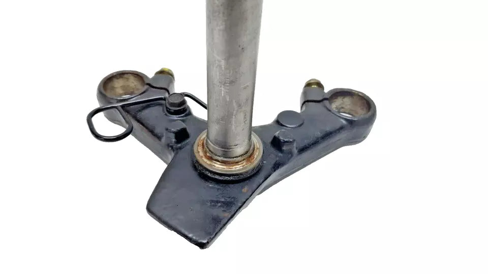 Té de fourches inférieur Honda CG 125 1998 Réf : 53219-KCH-601ZA