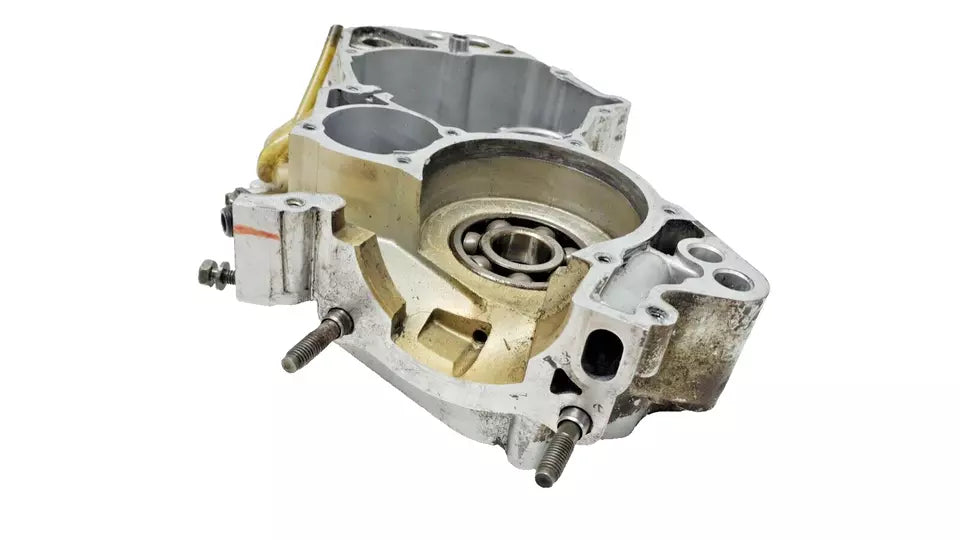 Carter moteur central droit Yamaha DT125R 1999 Réf : 3BN-15121-04