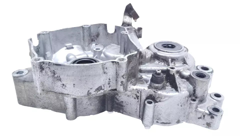 Carter moteur central gauche Yamaha DT125LC 1987 n°16 Réf : 10V-15111-01-00