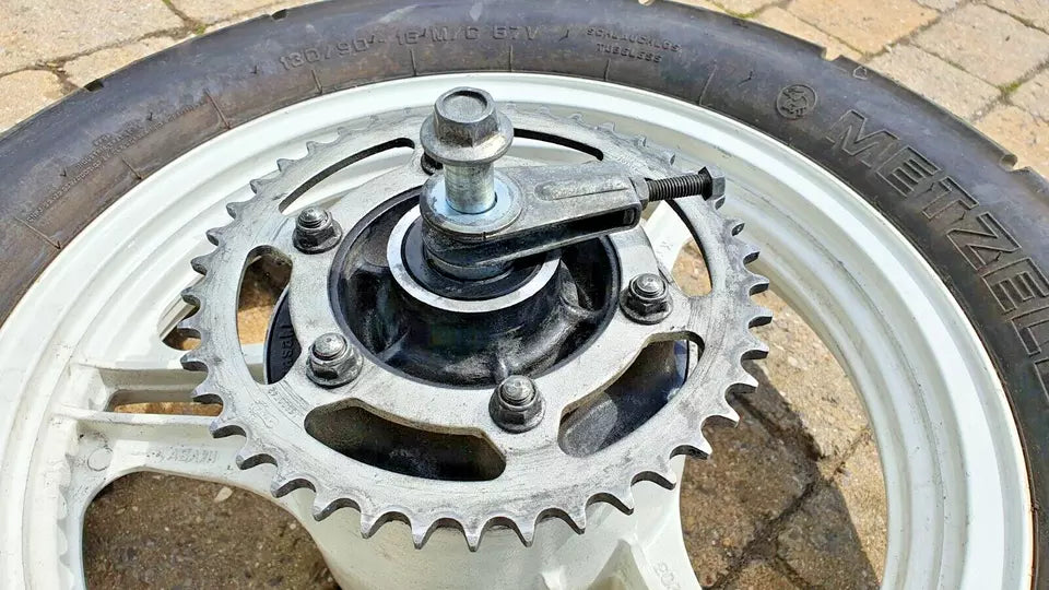 Roue arrière Kawasaki GPZ 500 S 1987-1993 Réf : 41073-1413-T6